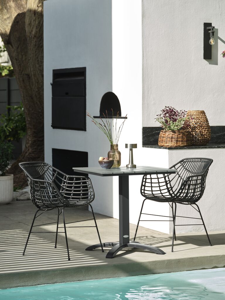 HOBRO L70 Tisch grau + 2 ILDERHUSE Stuhl schwarz