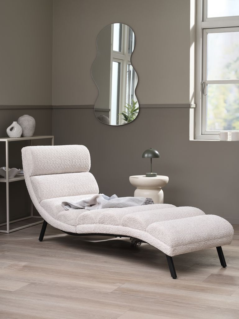 Chaiselongue-Sessel LINDELSE Teddystoff beige/ schwarz