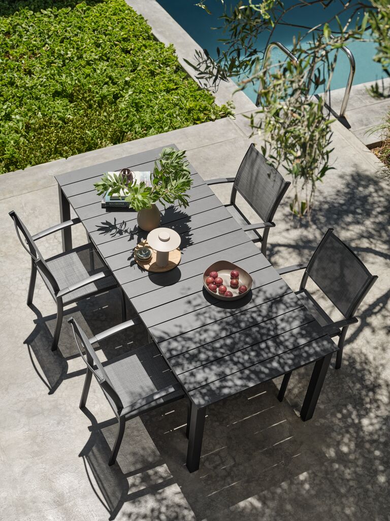 MOSS L214/315 Tisch + 4 STRANDBY Stuhl grau