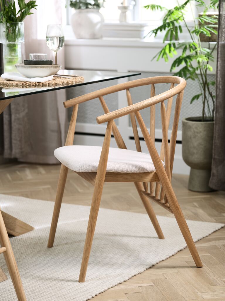 Esszimmerstuhl LYKSBORG Eiche natur/off-white Stoff