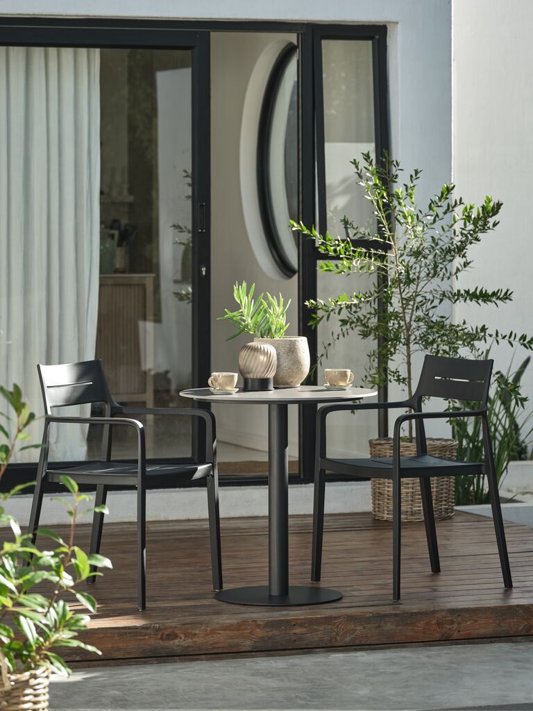 VAMDRUP Ø70 Tisch grau + 2 INGSTRUP Stuhl schwarz